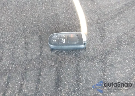 2015 Jeep Cherokee Latitude z USA, uszkodzony, nr VIN 1C4PJLCS9FW720901